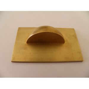 Butées Battements pour porte 2 vantaux, sur platine 38x61x1,5mm non percée Laiton Massif poli , 1 /2 lune soudée H:15mm - Occasion