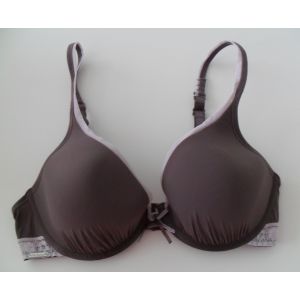 Soutien-Gorge À Armature. Coque. Variance. 85c - Occasion