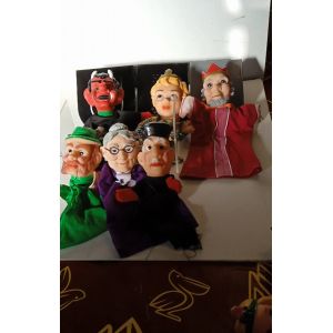Lot de 6 marionnettes Vintage tissu plastique caoutchouc reine roi diable chasseur Grand m&egrave;re juge - Occasion