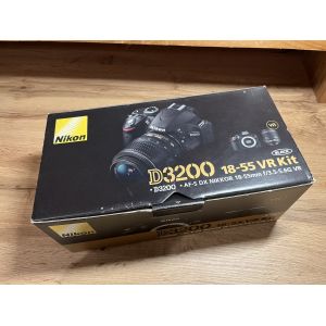 Nikon D3200 + objectif 18-55 VR - Occasion