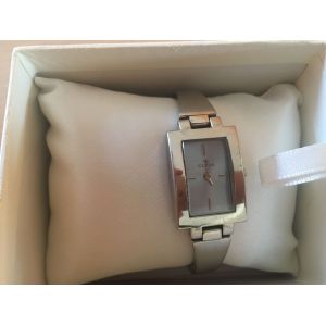 Montre Rectangulaire Bracelet Acier Clyda - Occasion