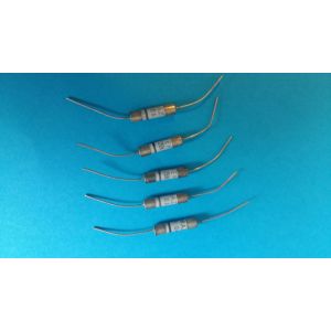 LOT 5 Fusibles 5x20 temporisés 10 a pour four micro-ondes MOULINEX, DE DIETRICH, SCHOLTES, WHIRLPOOL MS-0295173 - Occasion