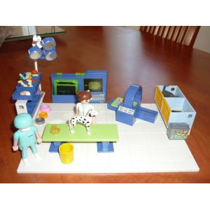 Playmobil Série Cabinet Vétérinaire Et Série Nursery - Occasion