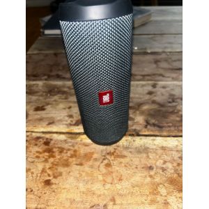 Jbl flip essenstial 2 - Occasion