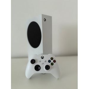 Xbox Série S &#43; Gta 5 &#43; Fifa 23 &#43; Pack Chausseur Doré Fornite,Fall Guys,Rocket League. 512 Ho - Occasion