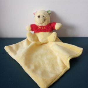 Doudou Winnie Mouchoir Disney Baby - Occasion