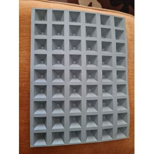 Moule En Silicone, 54 Petite Pyramide - Occasion