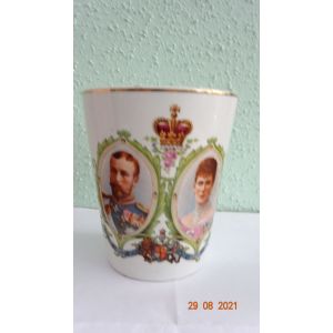 Cache Pot En Porcelaine Royal Anglaise - Occasion