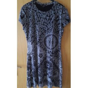 Magnifique Robe Desigual Noir Et Blanc Tl - Occasion