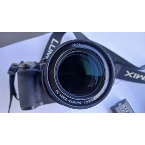 Appareil photo num&eacute;rique bridge Panasonic lumix FZ 1000 II - Occasion