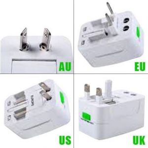 Adaptateur Universel de Voyage - Occasion