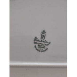 &Agrave; Vendre Vaisselle Porcelaine Winterling Bavaria 51 Pi&egrave;ces. 24 Assiettes Plate. 12 Assiettes Creuses. 12 Assiettes &Agrave; Dessert. Un Plat Long+ Un Plat Rond+ Un Plat Rond Creux. - Occasion