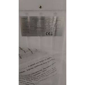 Machine &agrave; laver et presser simplifi&eacute;e et mall&eacute;able.Grande capacit&eacute;,j'y laver mes couettes avec deux compartiments (lavage et pressage).Juste brancher &agrave; une prise et le cordon d'&eacute;vacuation: WC etc - Occasion