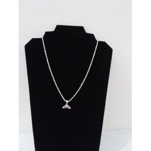 Collier Argenté Et Pendentif Baleine - Occasion