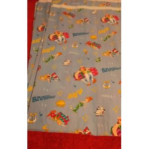 Lot 11 Papier cadeau Astérix et Obélix 11 emballages 48 cm 31 cm vêtements textiles etc - Occasion