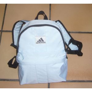 Sac A Dos Adidas Blanc Noir Toile Enduite Resistante Impermeable Bretelles Ajustables Confort Compartiment Poche Zippe Poignee Transport Modele Enfant Sportif Ecole Pratique Blanche Cartable Sport Sor - Occasion