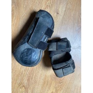 Ensemble Gu&ecirc;tres Et Prot&egrave;ge Boulets Fouganza - Occasion