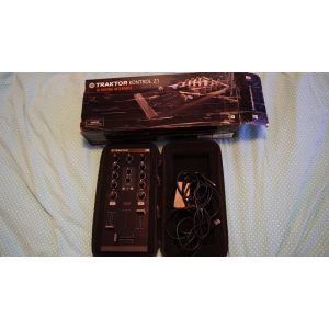 Contr&ocirc;leur DJ USB Traktor Kontrol Z1 - Occasion
