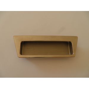 Poign&eacute;e cuvette &agrave; encastrer 118/95x40x13 Chrom&eacute;, fond d&eacute;co nervur&eacute; de Porte coulissante - Occasion