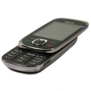 Rénovée classique Curseur Nokia 7230 Téléphone portable étudiant Femme Téléphone mobile - UE - Occasion