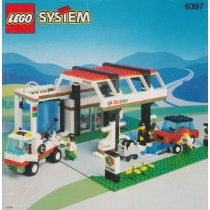 LEGO Octan Vintage 6397 Gas N' Wash Express Station de Lavage / Station Service avec Plaque, Voiture, Camion et 3 Figurines - Occasion