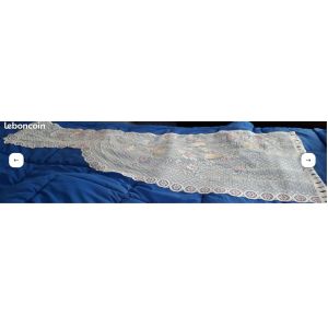 Paire De Vitrage Droit &Agrave; Effet Rideau Bonne Femme Pr&eacute;form&eacute; En Vis &Agrave; Vis - Maille Dentelle Blanche D&eacute;cor Oiseaux Et Fleurs Color&eacute;s - Oeillets Passe-Tringle - Bas Droits- 60x1m50 - Occasion