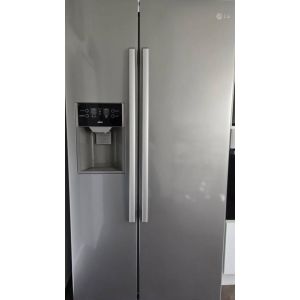 R&eacute;frig&eacute;rateur-Cong&eacute;lateur Am&eacute;ricain Gris LG avec distributeur gla&ccedil;ons et eau glac&eacute;e - Occasion