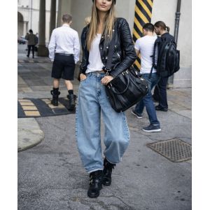 Veste Biker En Cuir Noir Burberry Brit Femme &ndash; Perfecto Cuir D&rsquo;Agneau &ndash; Authentique &ndash; Cara Delevingne - Occasion