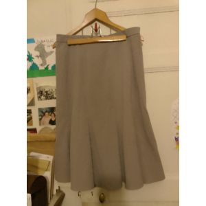 Jupe Mi Longue Grise 42 Xl Les Essentiels. - Occasion