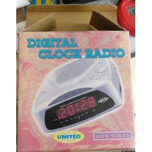 Radioreveil United URR 9464s sur secteur, filaire digital clock radio - Occasion