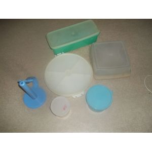 Lot Tupperware Boite Cave FromageDevidoire Papier - Occasion