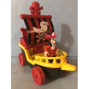 b&acirc;teau &agrave; voile disney jake le pirate capitaine crochet - Occasion