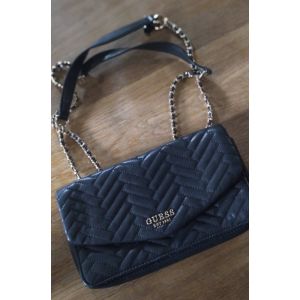 Sac GUESS noir matelass&eacute; cha&icirc;ne - Occasion