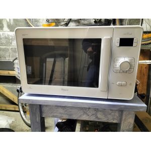 Four combin&eacute; micro-ondes chaleur tournante Whirlpool JC218 - Occasion