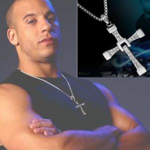 Pendentif Croix Dominic Toretto Fast And Furious - Argent Noir - Homme - Occasion
