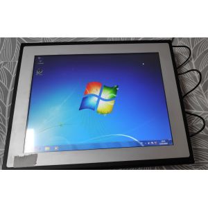 Dalle tactile - Base PC - IP65 -All in One Intel Atom N270 - 1.60 Ghz - Ram 1 Go - SSD 30 Go - Occasion
