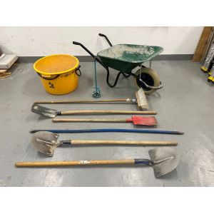 Outils Maçonnerie - bac à mortier - brouette - pelles etc... - Occasion
