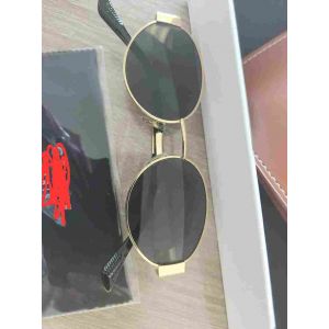 Paire De Lunettes Solaire Type Cel... Femme/Homme/Unisexe - Occasion
