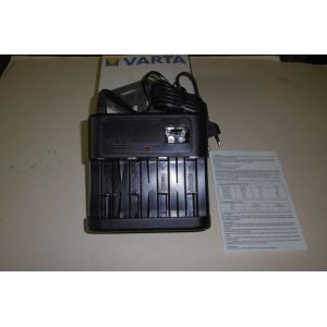 chargeur combi VARTA pour piles R6/R14/R20 et carr&eacute; 9V. - Occasion