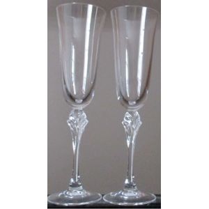Deux Flûtes À Champagne De 16.5cl En Cristal DArques - Modèle Ancien Verneuil - Ni Utilisées Ni Lavées - Stockées En Sous-Sol Depuis 1988 - Cristallerie J.G. Durand - Occasion
