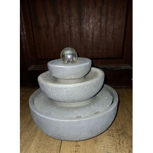 fontaine &agrave; eau lumineuse cascade 3 &eacute;tages avec boule qui tourne pierre gris - anti stress zen - Occasion