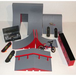 rampe de skateboard tech deck ryan sheckler warehouse - lot de 4 mini skates + velo bmx jouet spin master - Occasion