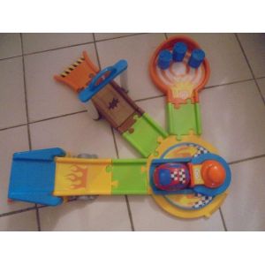 Petit circuit de voiture smoby vroom planet mini jump - Occasion