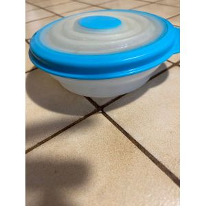 Boîte Tupperware 240 Ml Avec Couvercle Spirale - Occasion