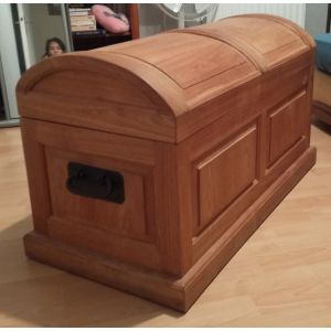 Vend coffre, malle en Teck massif - Occasion