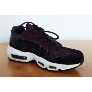 Baskets Nike Air Max 95 Bordeaux. Pointure 38 - Occasion