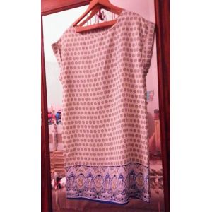 Robe Légère Crème À Fleurs Bleues/Vertes Claires 42 Xl Mado Et Les Autres. - Occasion