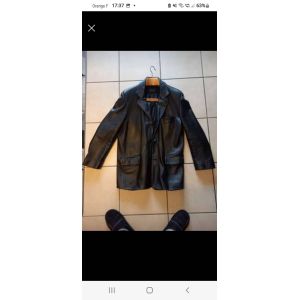 Veste Cuir Agneau Taille L En Très Bon État Évidemment Déjà Porté Couleur Noire Cuir Agneau - Occasion