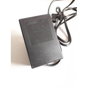 METZ CHARGEUR type 709 pour FLASH TORCHE - Occasion