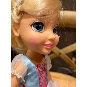 Poupée Cendrillon Disney 40 cm - Occasion
